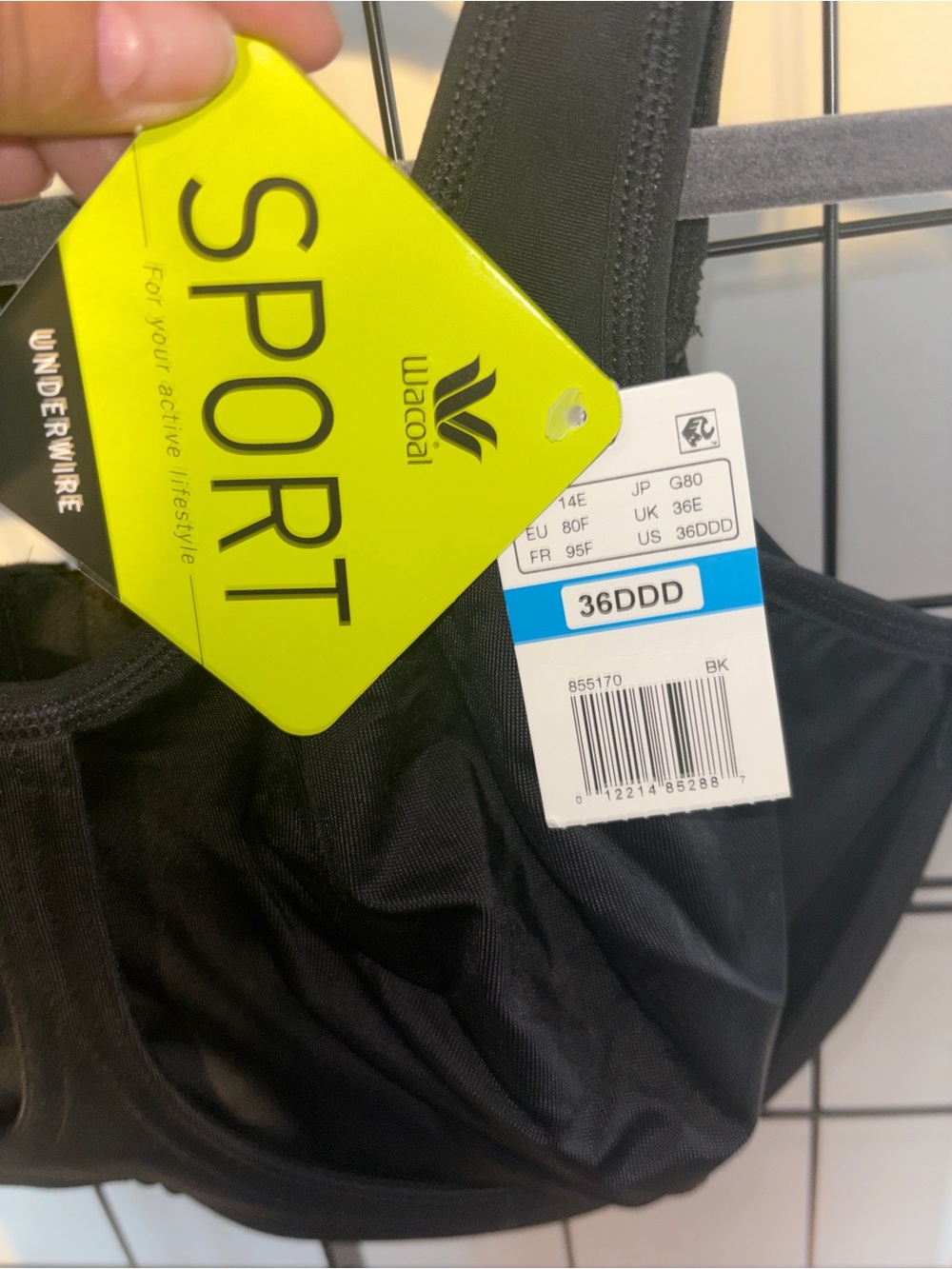 Wacoal Black Underwire Sport Bra with Wide Straps NWT - Picture 2 of 6